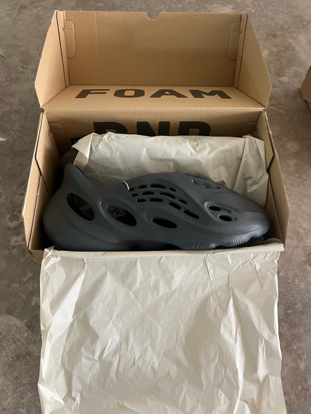 Men’s YZY Foam Runner “ONYX”